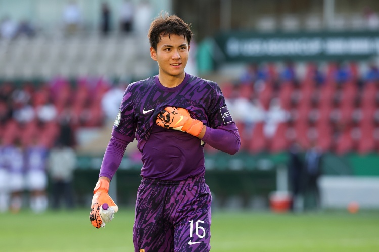 热身赛变全武行！上海市足协：对海港通报批评 海港梯队球员停4场